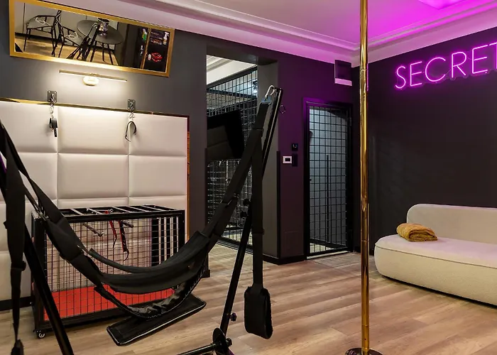 Apartment Secret Bdsm & *