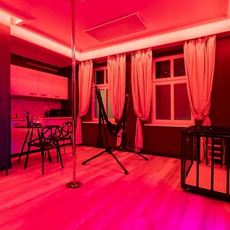 Secret Bdsm & * 포즈난