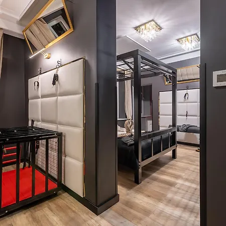 Apartment Secret Bdsm & *