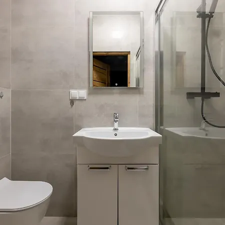 דירה Secret Bdsm & פוזנן