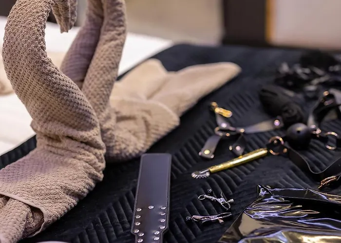 Apartamento Secret Bdsm & *